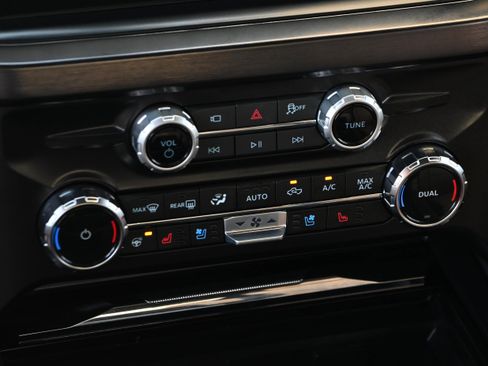 Used 2026 Ford F450 Lariat image 23