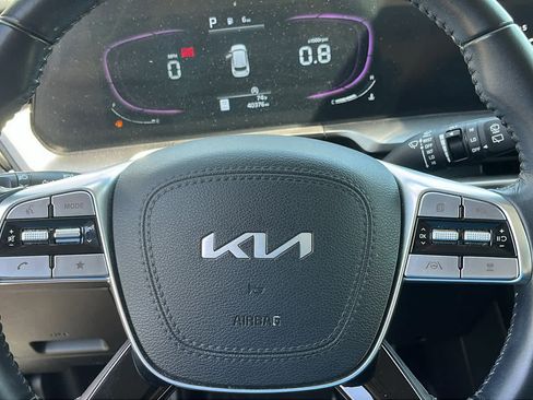 Used 2024 Kia Telluride S AWD/4WD image 12