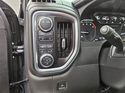 Used 2022 GMC Sierra 1500 SLT w/ SLT Premium Plus Package image 21