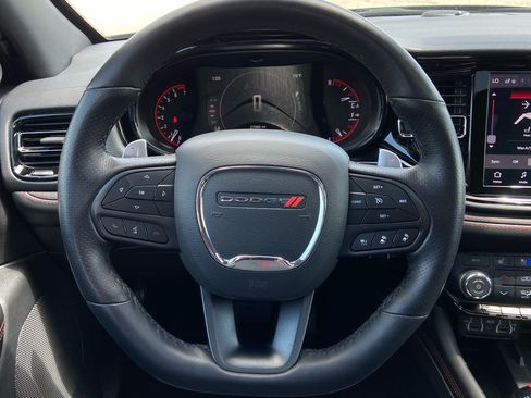 Used 2025 Dodge Durango GT AWD/4WD image 14