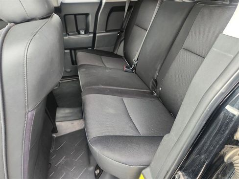 Used 2012 Toyota FJ Cruiser 4WD image 20