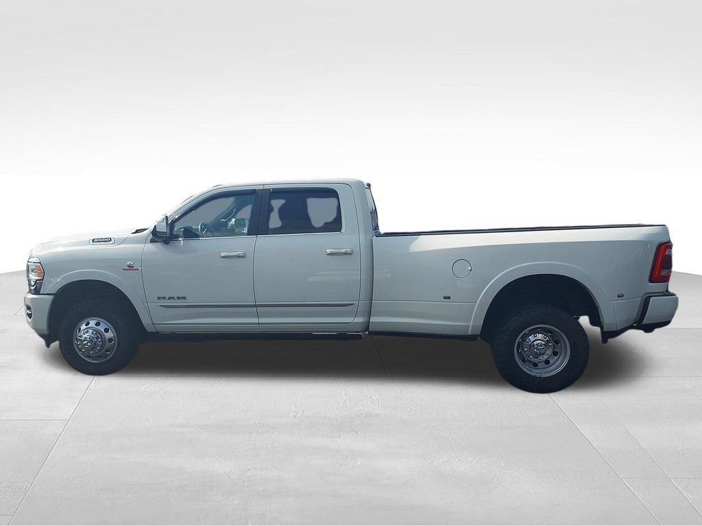 Used 2019 RAM 3500 Limited AWD/4WD image 2