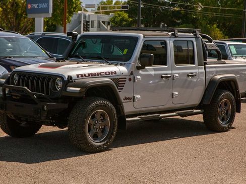 Used 2022 Jeep Gladiator Rubicon w/ LED Lighting Group AWD/4WD image 9