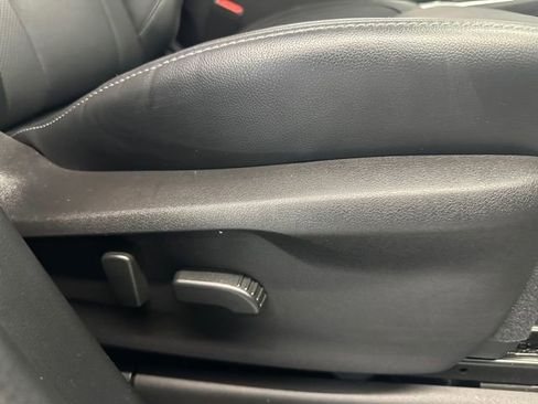 Used 2023 Subaru Ascent Limited AWD/4WD image 22