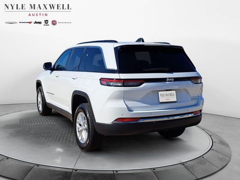 New 2025 Jeep Grand Cherokee Laredo X image 14