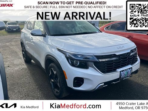 Used 2025 Kia Seltos EX image 1