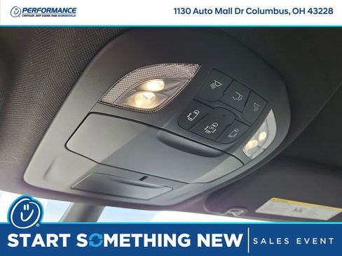 New 2026 Chrysler Pacifica Select image 24