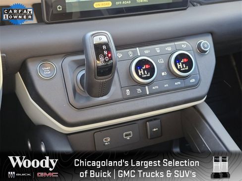 Used 2024 Land Rover Defender 110 S image 21