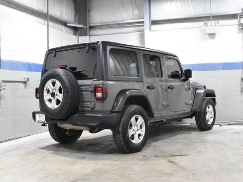 Used 2021 Jeep Wrangler Unlimited Sport image 26