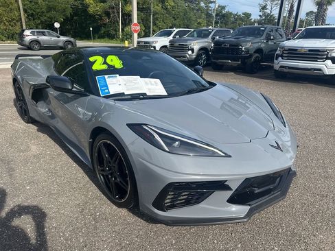 Used 2024 Chevrolet Corvette Stingray Premium Conv w/ Z51 Performance Package RWD image 10