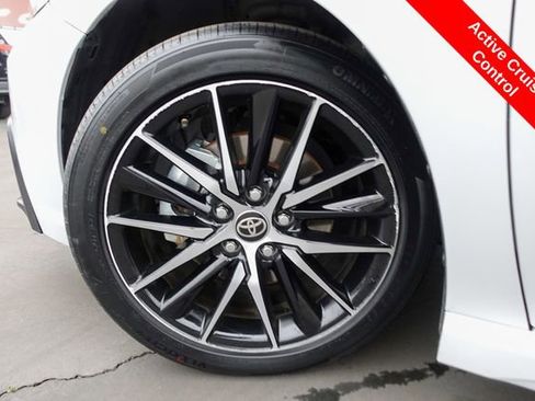 Certified 2023 Toyota Camry SE image 11