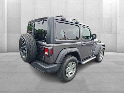 Used 2021 Jeep Wrangler Sport AWD/4WD image 6