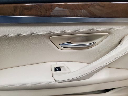 Used 2012 BMW 528i xDrive Sedan image 13