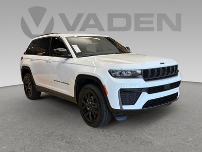 New 2026 Jeep Grand Cherokee Altitude