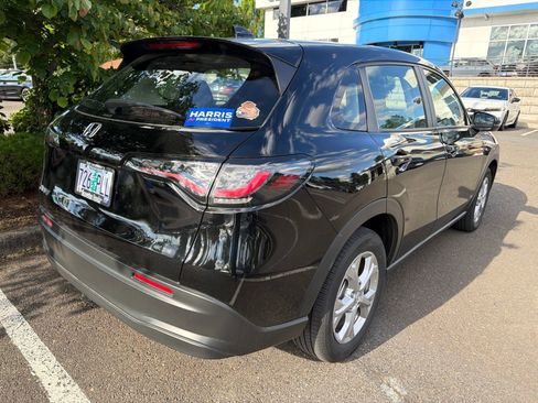 Used 2024 Honda HR-V LX image 4