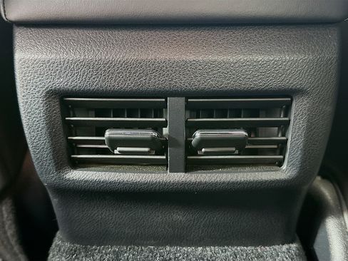 Used 2014 Lexus IS 350 4dr Sdn RWD w/ F Sport Package image 29