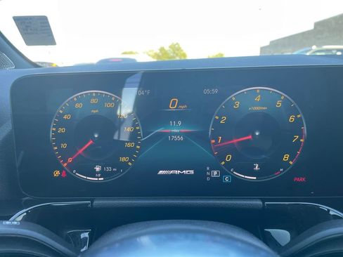 Certified 2022 Mercedes-Benz GLA 35 AMG 4MATIC image 10