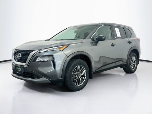 Used 2023 Nissan Rogue S AWD/4WD image 3