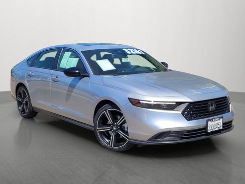 Certified 2025 Honda Accord Sport image 1