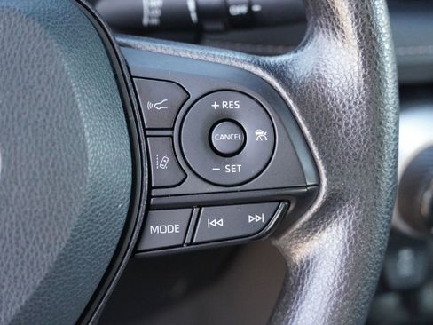 Used 2023 Toyota RAV4 XLE image 17