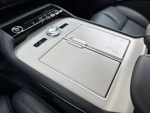 New 2026 Lincoln Navigator L Premier image 28