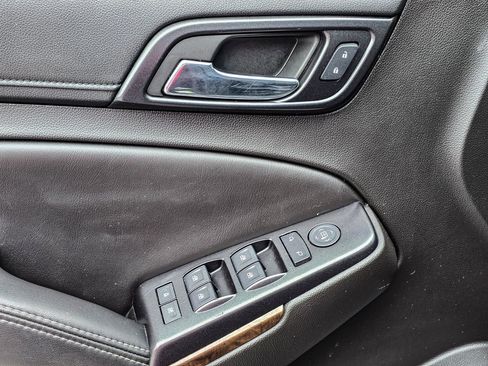 Used 2017 Chevrolet Tahoe LS w/ All-Season Package image 13