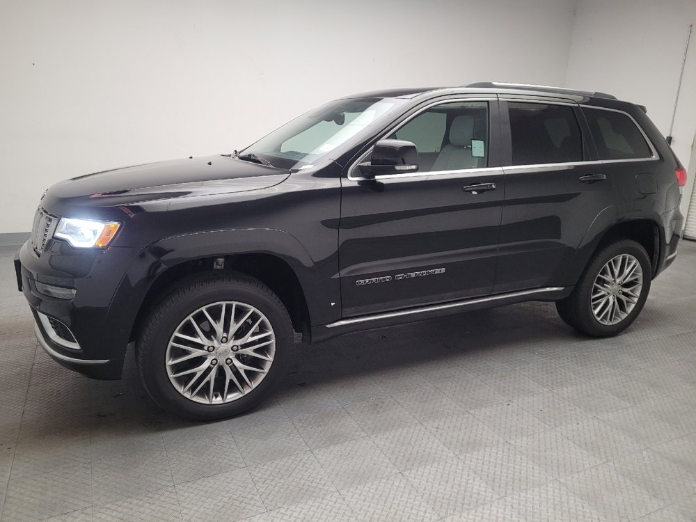 Used 2018 Jeep Grand Cherokee Summit AWD/4WD image 2