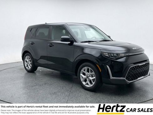 Used 2025 Kia Soul LX w/ LX Technology Package image 1