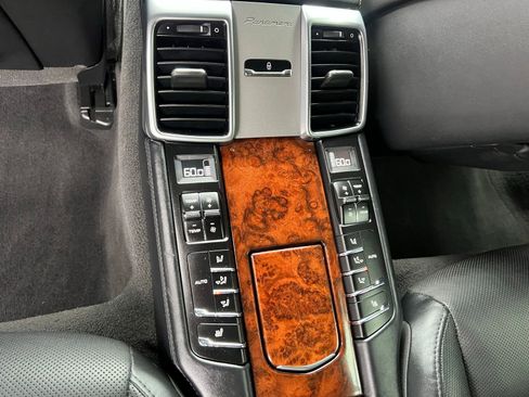 Used 2014 Porsche Panamera AWD/4WD image 26