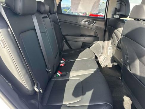 New 2026 Kia Sportage EX image 12