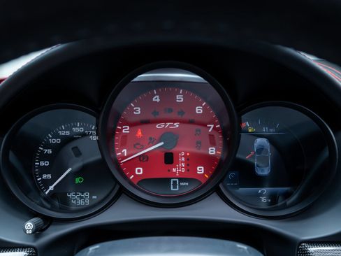 Used 2016 Porsche Boxster GTS RWD image 19