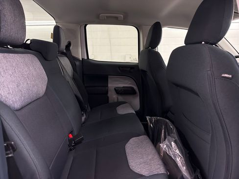 New 2026 Ford Maverick XLT image 28