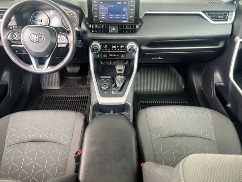 Used 2022 Toyota RAV4 XLE w/ Convenience Package AWD/4WD image 19