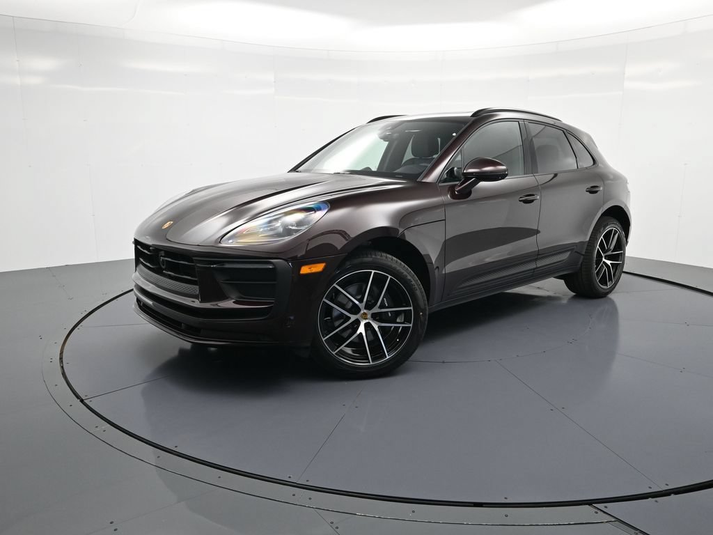 Used 2026 Porsche Macan AWD/4WD image 1