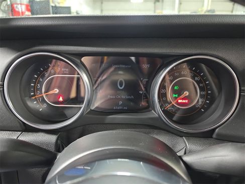 Used 2021 Jeep Gladiator Overland w/ Popular Equipment Package image 18