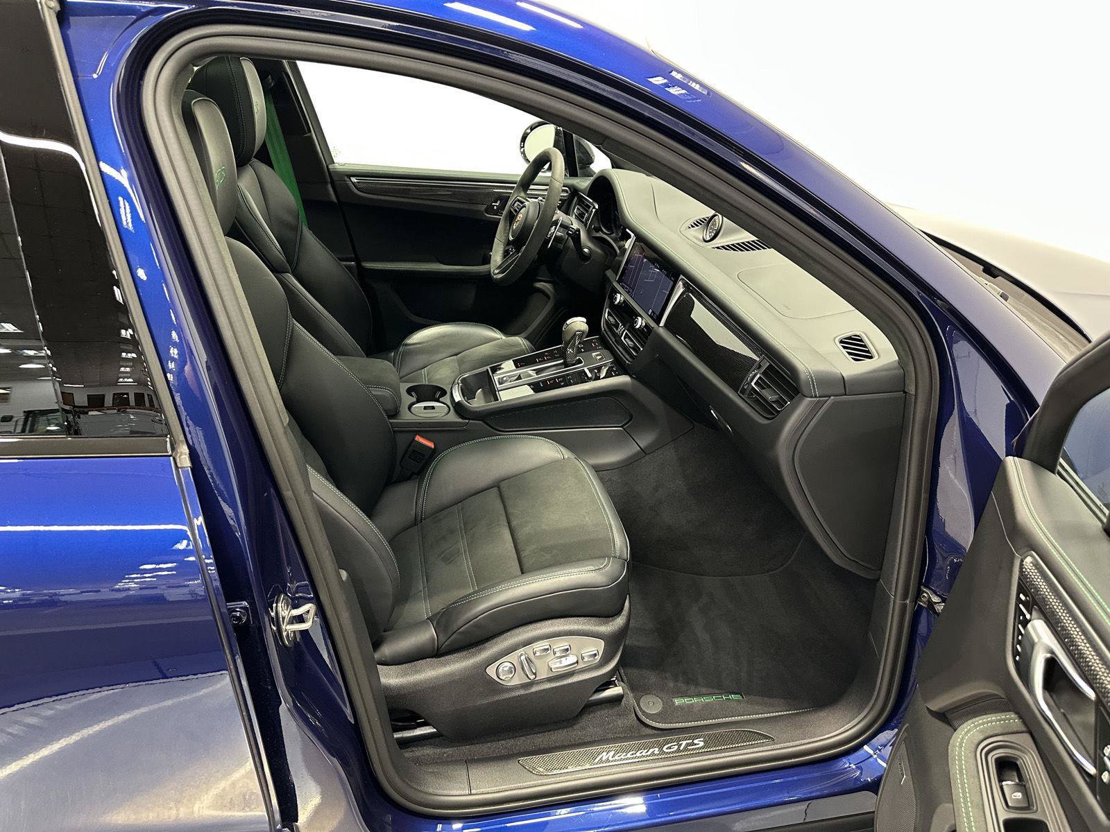 Used 2023 Porsche Macan GTS AWD/4WD image 42
