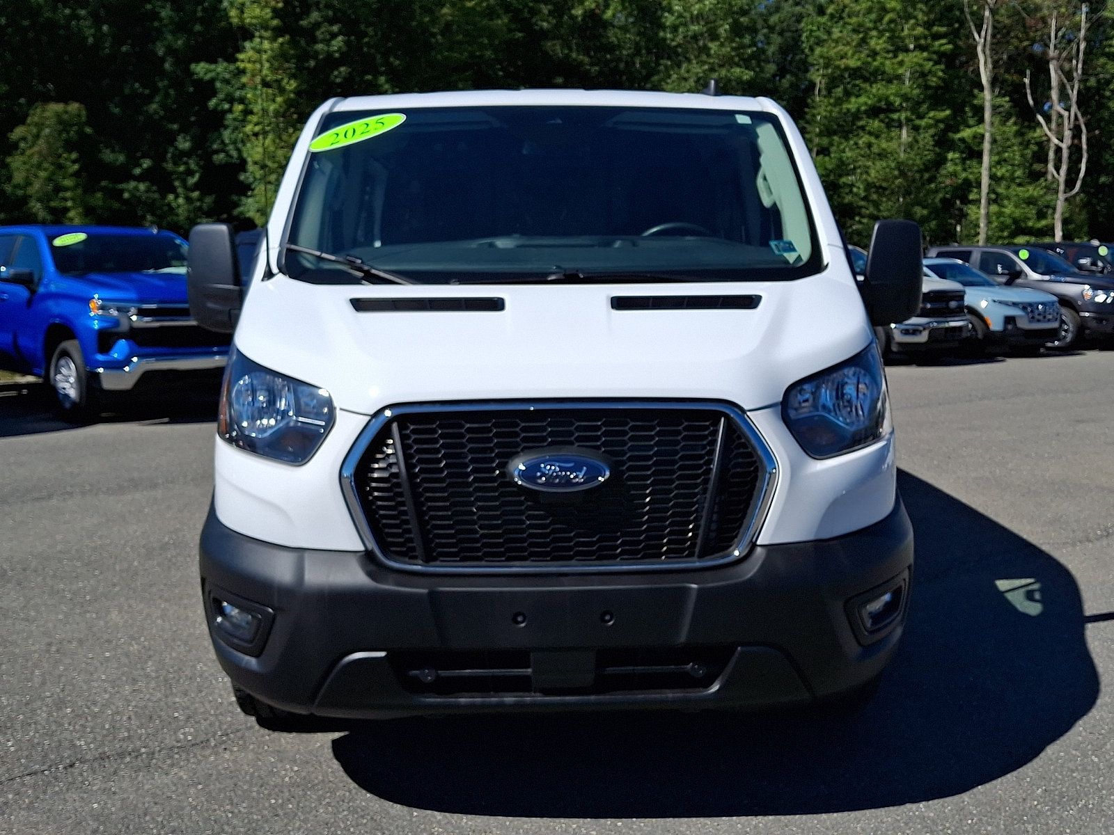 Used 2025 Ford Transit 250 Low Roof w/ Exterior Upgrade Package RWD image 2