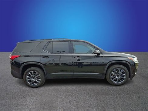 Used 2021 Chevrolet Traverse RS image 4