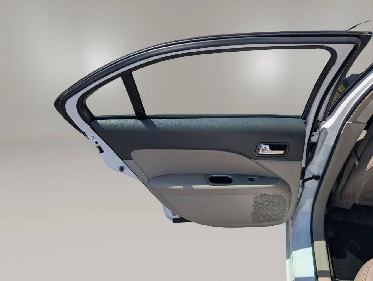 Used 2012 Ford Fusion SEL FWD image 38