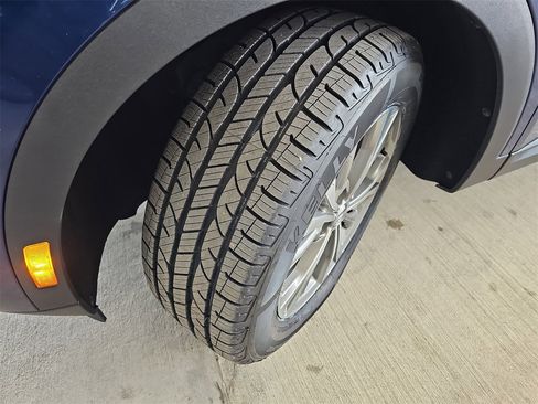 Used 2023 Buick Envision Preferred image 31