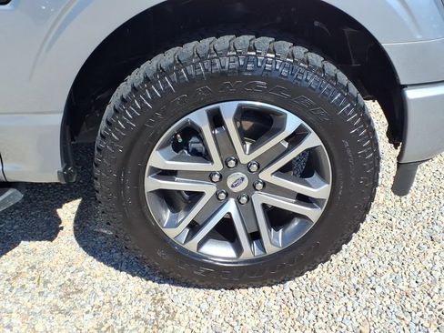 Used 2022 Ford F150 XL w/ STX Appearance Package AWD/4WD image 12