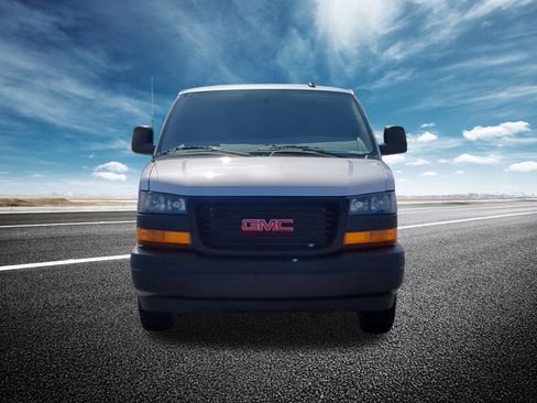 New 2025 GMC Savana 2500 w/ Driver Convenience Package image 22