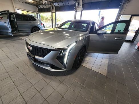 Used 2025 Cadillac CT5 Sport w/ Technology Package RWD image 3