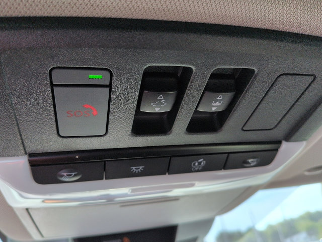 Used 2023 Nissan Rogue SV w/ SV Premium B Package AWD/4WD image 22