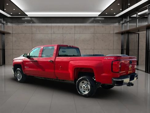 Used 2017 Chevrolet Silverado 2500 W/T AWD/4WD image 4