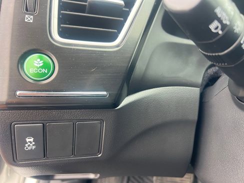 Used 2013 Honda Civic EX-L image 24