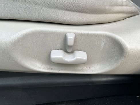 Used 2010 MAZDA CX-9 Sport FWD image 17