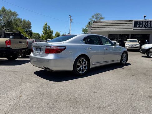 Used 2008 Lexus LS 460 RWD image 12