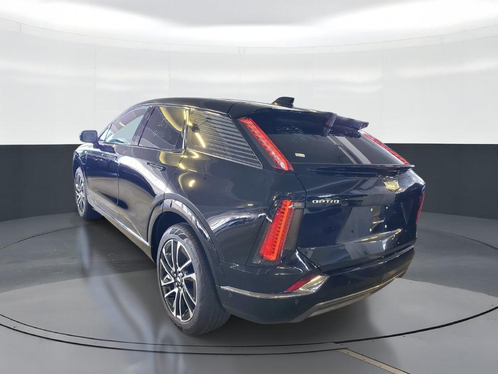 New 2027 Cadillac Optiq Sport RWD image 4