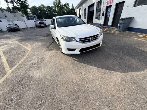 Used 2013 Honda Accord LX image 16